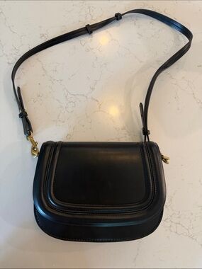 Germany Classic Black Leather Crossbody Bag - Zara